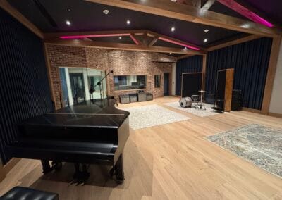 Glenwood Place Studio B